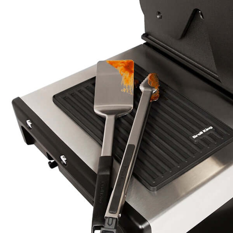 Broil King Silicone Side Shelf Mat - Magnetic Design - Crown Pellet
