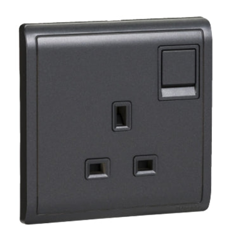 13A 250V 1Gang switched socket ,Matt Black